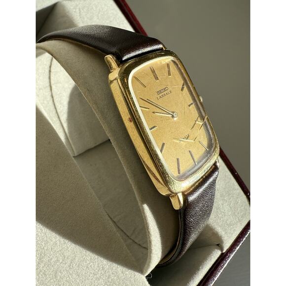 Vintage Seiko Lassale 6020-5909 Quartz Watch – 14K Gold Bezel – WITH BOX - Picture 9 of 16